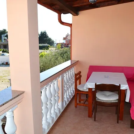 招待所 托卡公寓和客房旅馆 3*