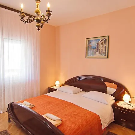 Guest house And Toka