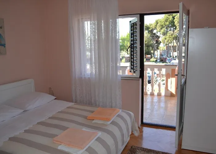 Guest house And Toka Zadar