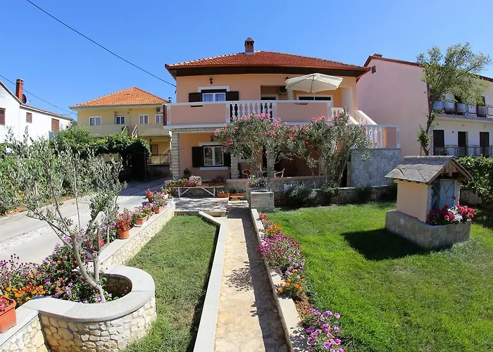 And Toka Guest house 3*